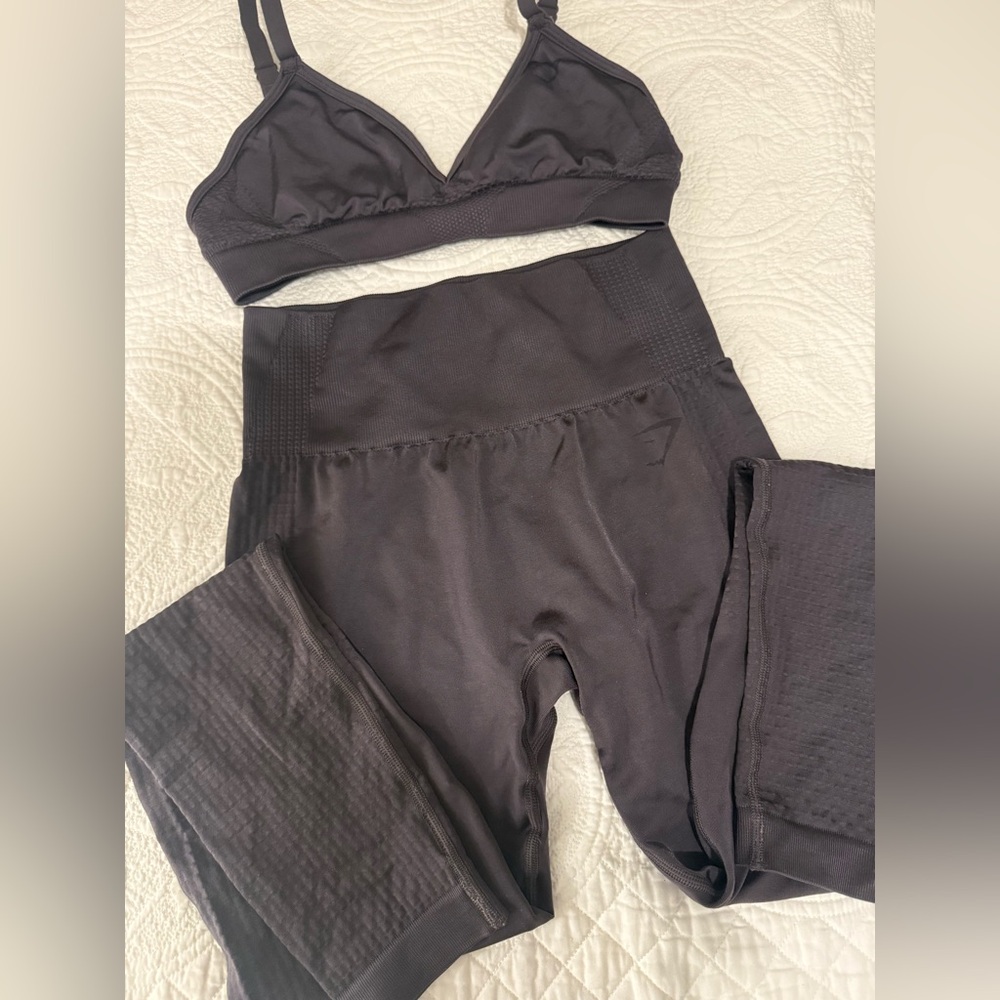 Gymshark grey shiny leggings and sports bra Set